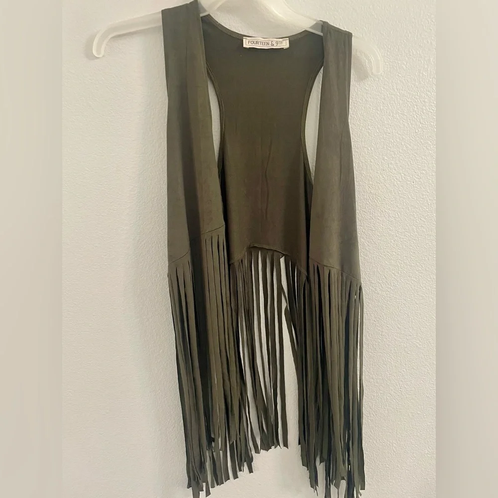 Festival Fourteen and 9th Fringe Sleeveless Vest Olive Faux Suede Size Large - Picture 2 of 7